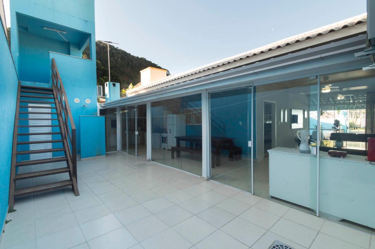 Casa Com Piscina Em Morrinhos - Rua Hortência Casa de Férias Bombinhas